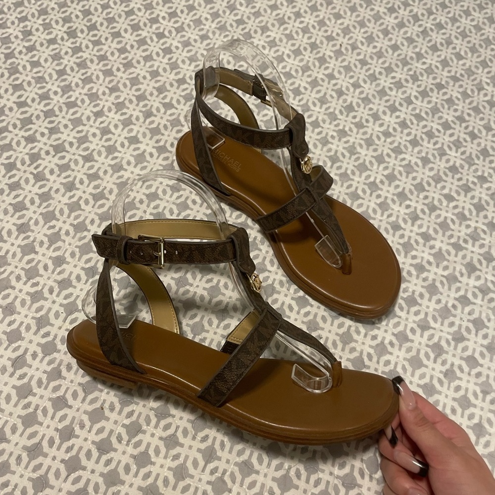 michael kors sasha sandal